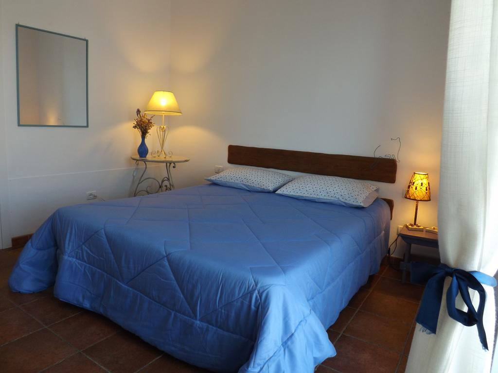 סטינטינו B&B Il Gatto Pescatore חדר תמונה